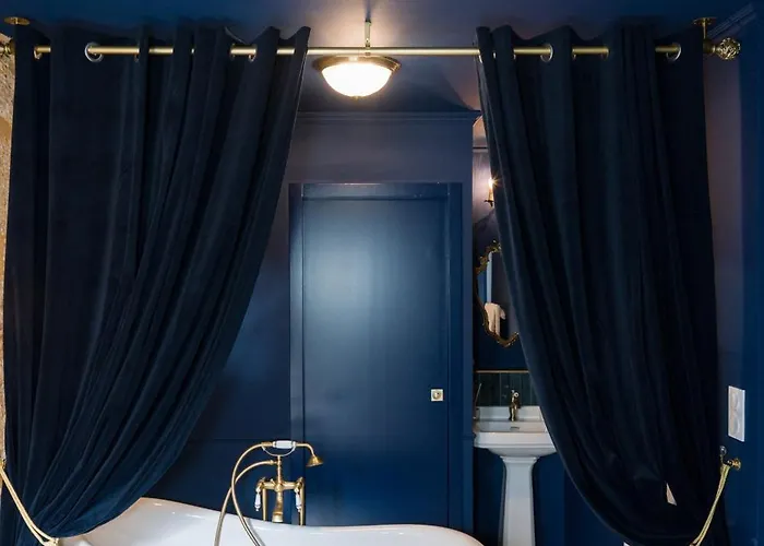 Le Peaky Blinder, Bain Et Cocktails Centre *